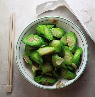 Stir-fried loofah (Chao sigua)