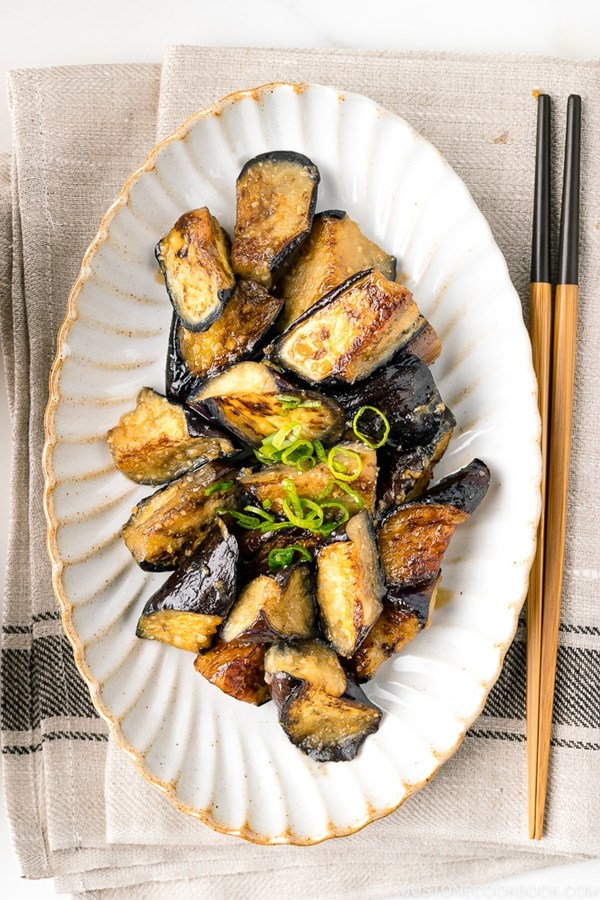 Stir-fried miso eggplant (ナスの味噌炒め)