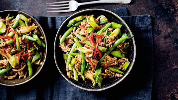 Stir-fried pork with green beans