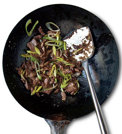 Stir-fried pork with leeks (Cong bao rou si)