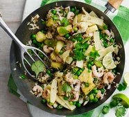 Stir-fried prawn & pineapple rice