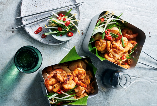 Stir-fried rice noodles (Char kway teow)