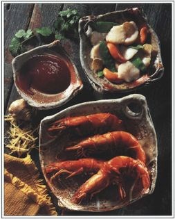 Stir-fried scallops with mange-tout