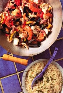 Stir-fried seafood with oregano