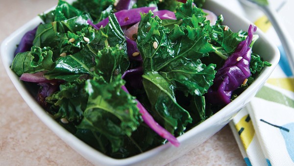 Stir-fried sesame kale and red cabbage