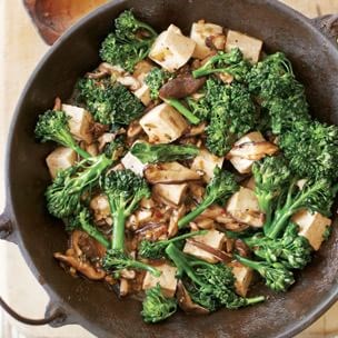 Stir-fried tofu with mushrooms and greens