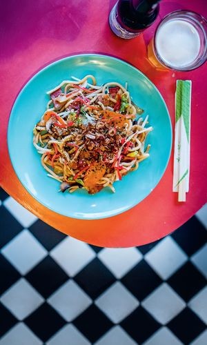 Stir-fried udon noodles (Yaki-udon)