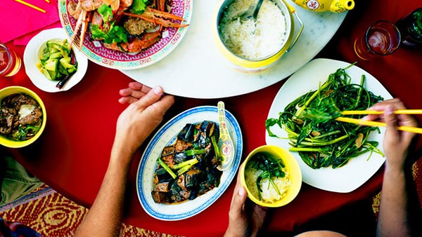Stir-fried water spinach with chilli and Sichuan pepper (Ma la kong xin cai)