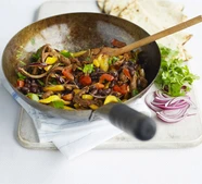 Stir-fry chilli beef wrap
