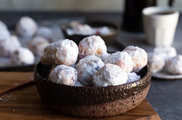 Stollen bites