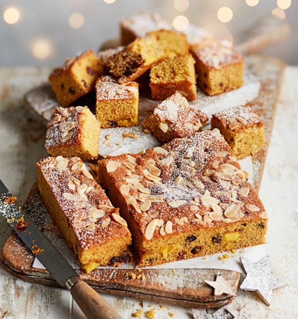Stollen traybake