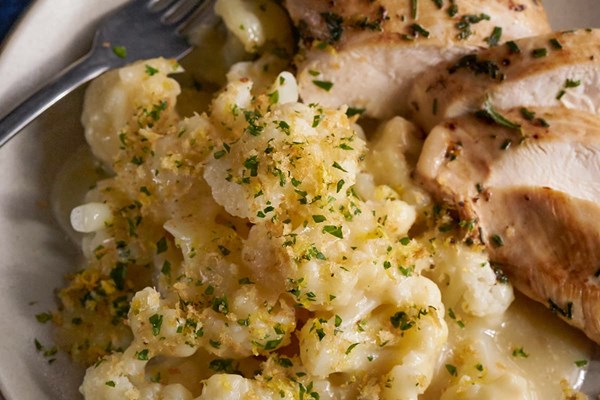 Stovetop cauliflower gratin