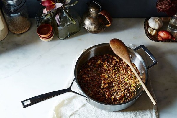 Stovetop granola