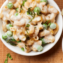Stovetop mac & cheese with peas