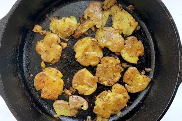Stovetop smashed potatoes