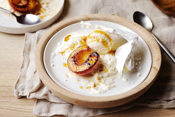 Stracciatella with meringue, nectarine and vanilla gelato