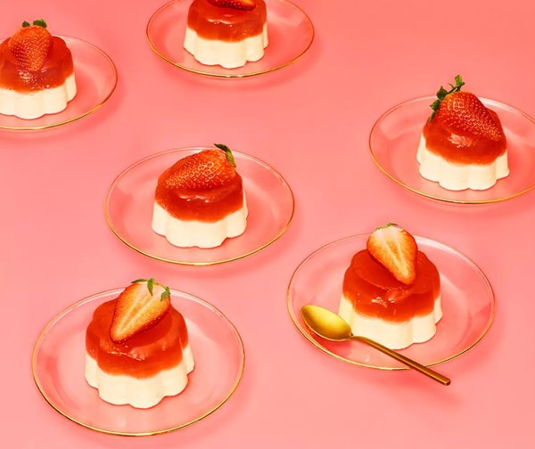 Strawberries & cream jellies