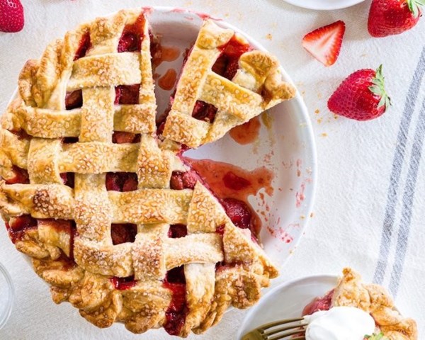 Strawberries & cream pie