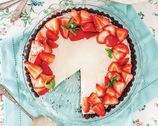 Strawberries & cream tart