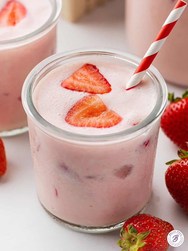 Strawberries and cream agua fresca