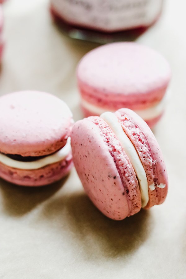 Strawberries and cream macarons