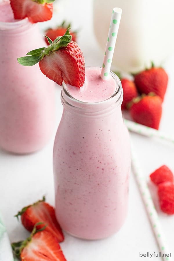 Strawberries and cream smoothie