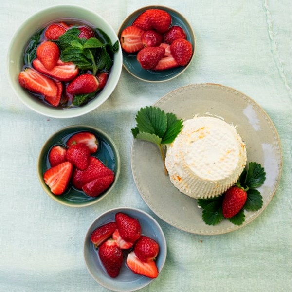 Strawberries with orange blossom cream cheese