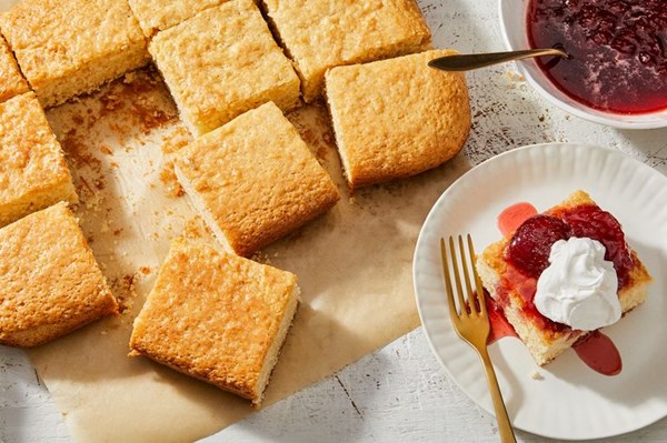 Strawberry & butterscotch whipped cream cake