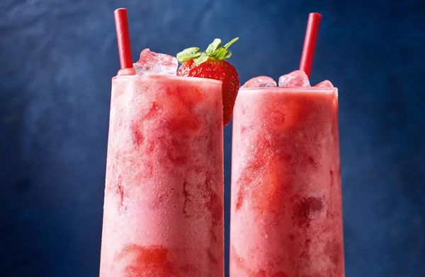Strawberry & coconut smoothie