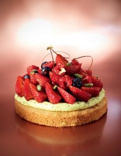 Strawberry & pistachio Breton tart
