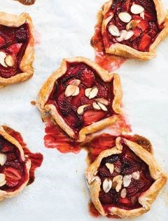 Strawberry almond tarts