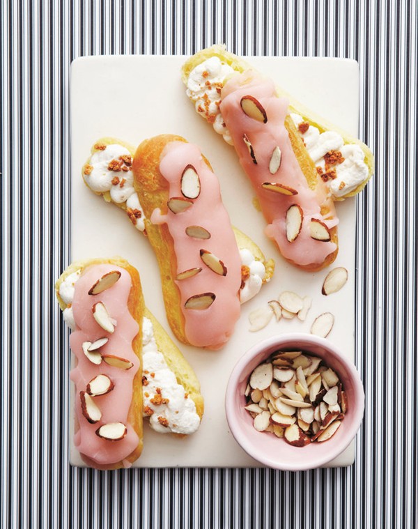 Strawberry-Amaretto éclairs