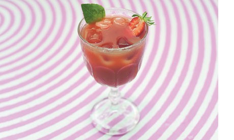 Strawberry and basil soda