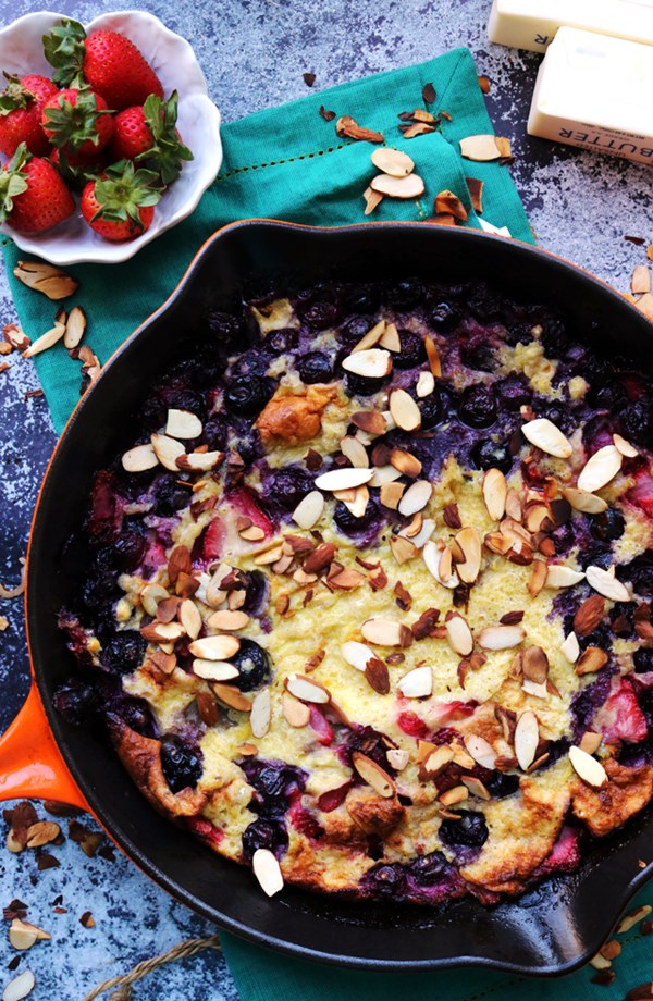 Strawberry and blueberry almond Dutch baby