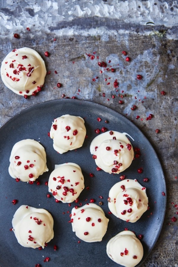 Strawberry and pink peppercorn truffles