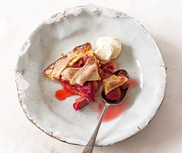 Strawberry and rhubarb lattice-top pie