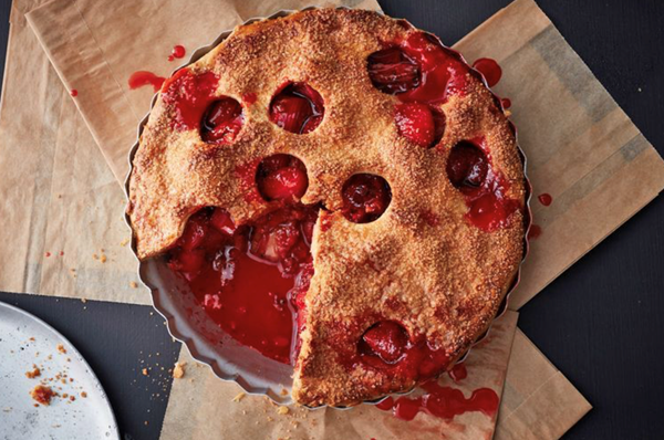 Strawberry and rhubarb pie
