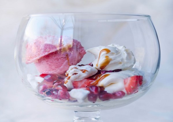 Strawberry and rose mess