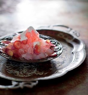 Strawberry and rose snow cone (Bici bici)