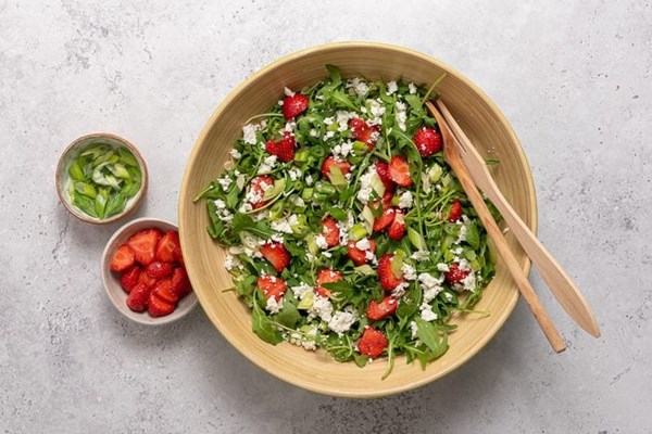 Strawberry arugula salad with feta