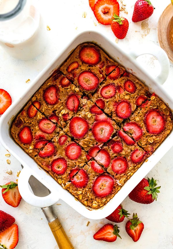 Strawberry baked oatmeal
