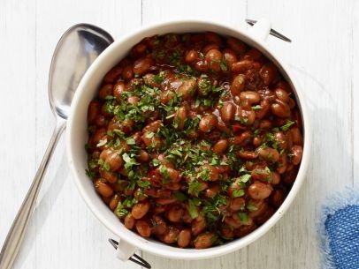 Strawberry barbecue sauce baked beans