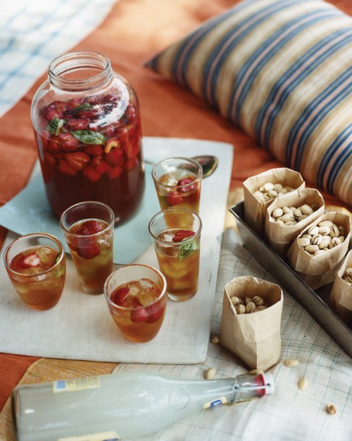 Strawberry-basil iced tea
