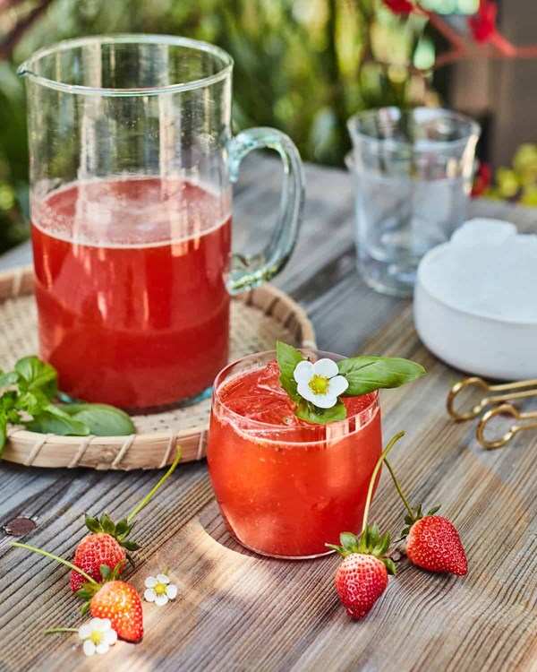 Strawberry basil lemonade