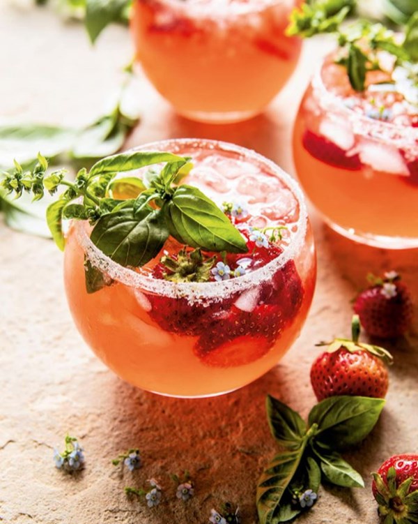 Strawberry basil margarita