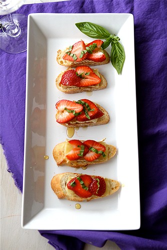 Strawberry, Brie cheese, honey & basil crostini