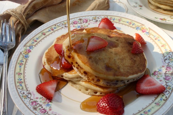 Strawberry buttermilk cardamom pancakes