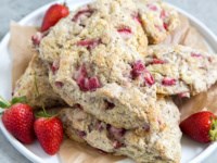Strawberry buttermilk scones