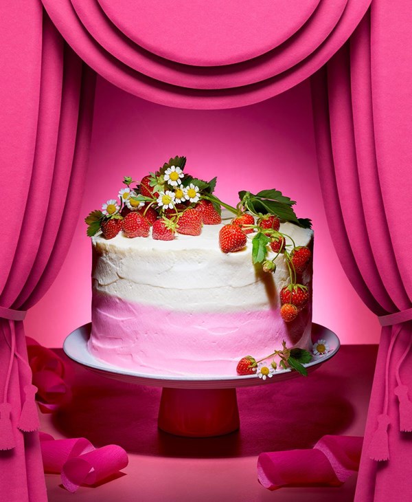 Strawberry-cardamom and cream cake