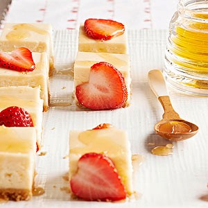 Strawberry cheesecake bites